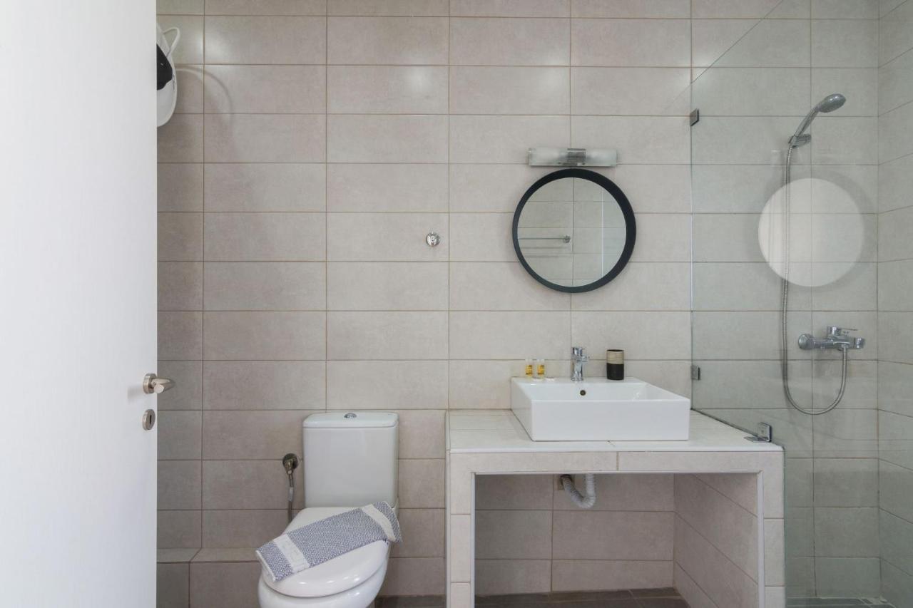 Classic Apartment For 4 People A Атина Екстериор снимка