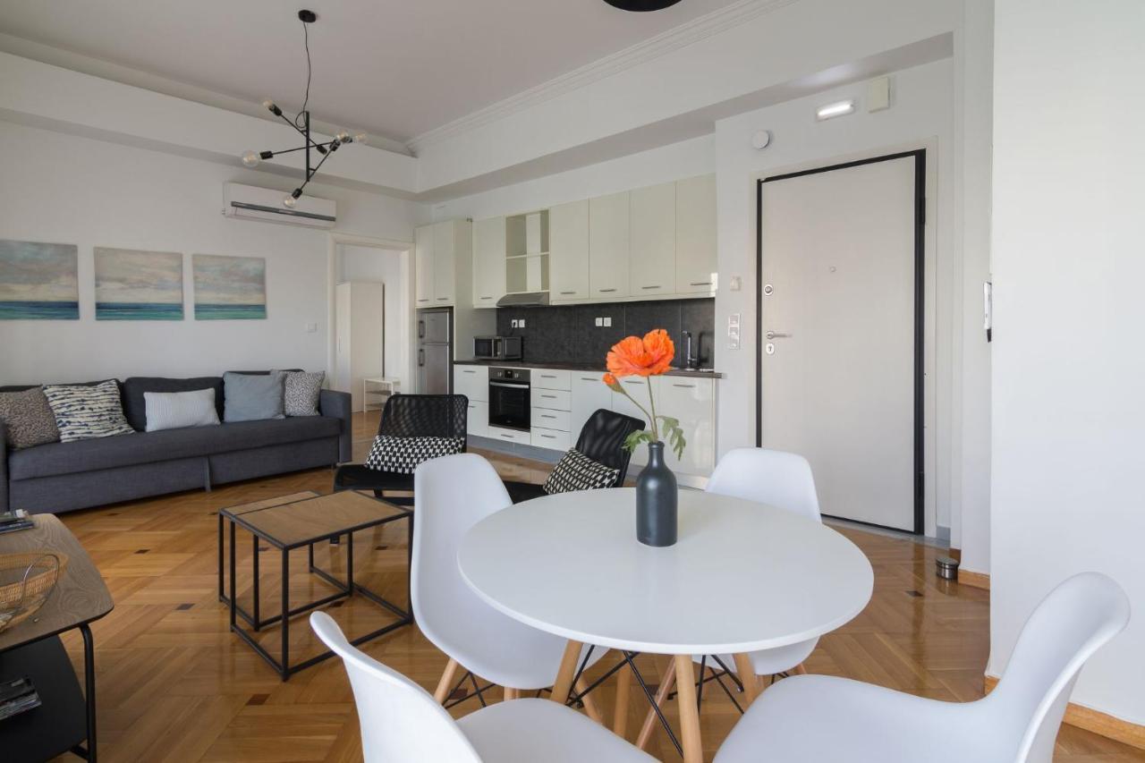 Classic Apartment For 4 People A Атина Екстериор снимка